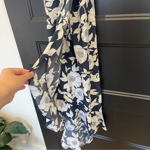 Lush Navy Floral Maxi Dress xs - Picture 3 of 5